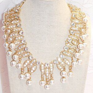 Vintage Signed Oscar de la Renta "Pearl Drop" Necklace